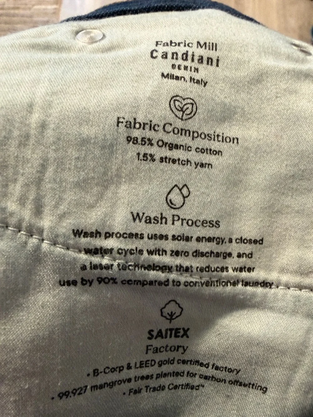 J. Crew Women’s  Classic Straight Jeans premium Candiani denim dark wash Size 25